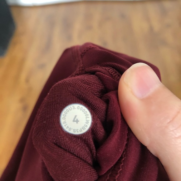 Lululemon high rise wunder under size 4!! - Picture 5 of 5